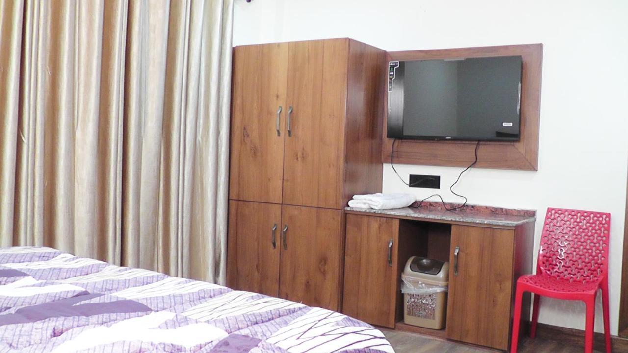 Hotel Jakhu Heights Shimla Eksteriør bilde