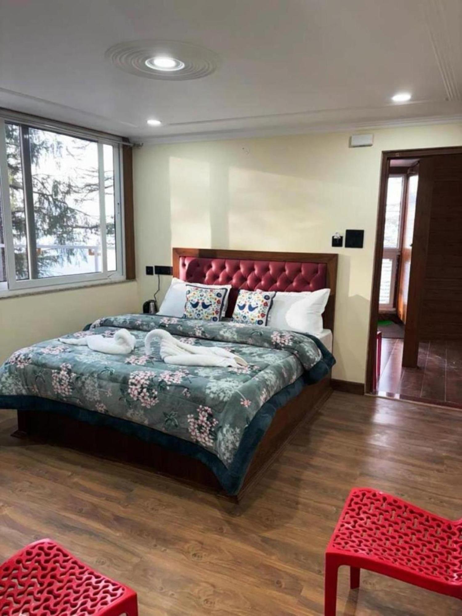 Hotel Jakhu Heights Shimla Eksteriør bilde