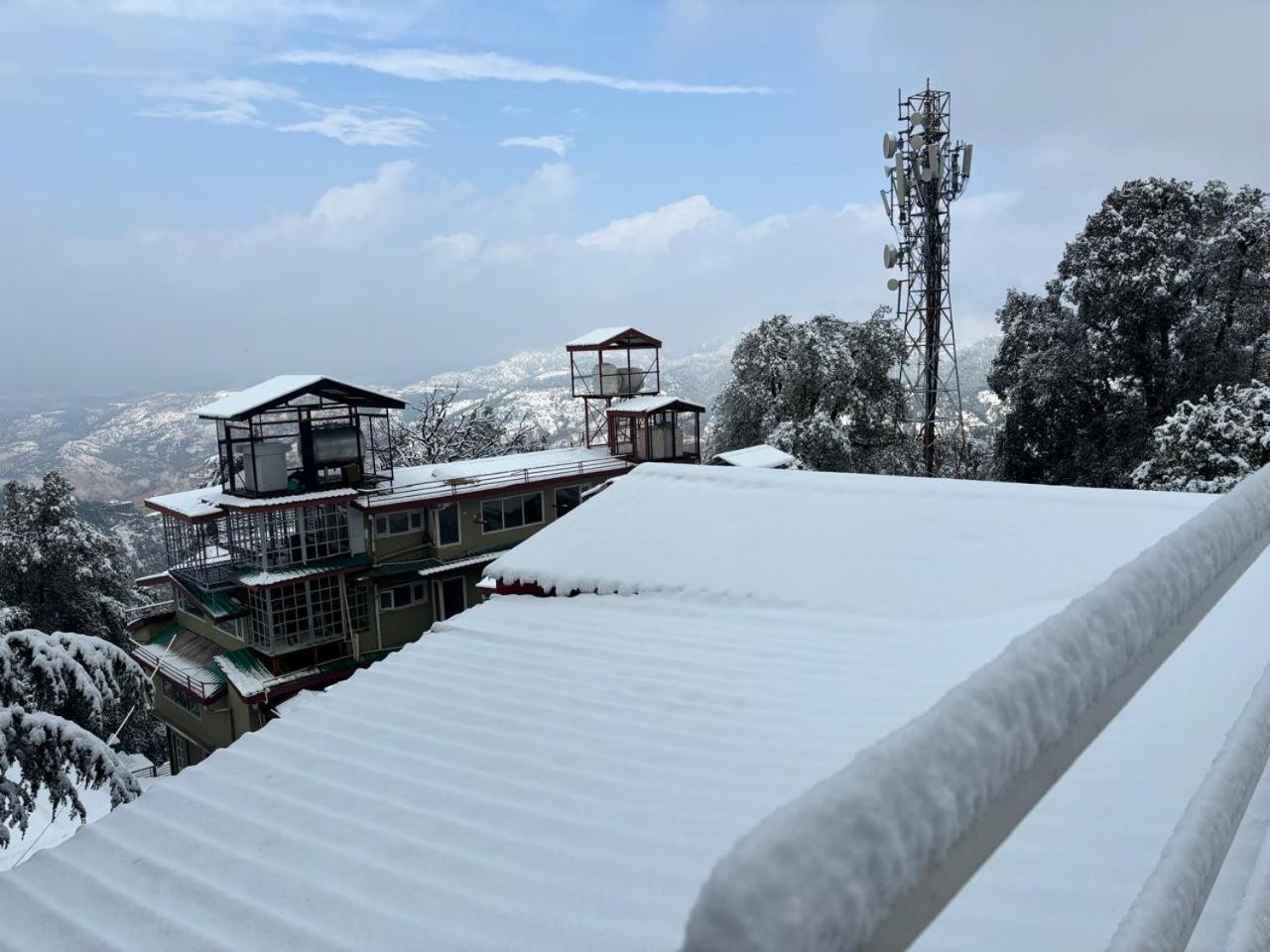 Hotel Jakhu Heights Shimla Eksteriør bilde